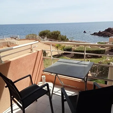 Apartment Studio Calme Vue Pieds Dans L'eau Saint-Raphael (Var)